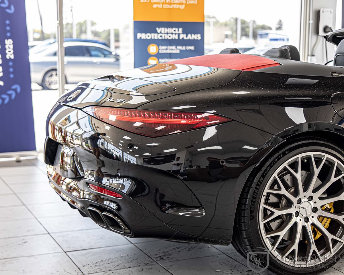 Used 2023 Mercedes-Benz SL 55 AMG 4MATIC image 15