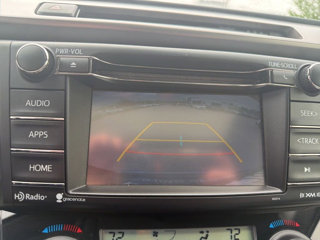 Used 2018 Toyota RAV4 XLE AWD/4WD image 18