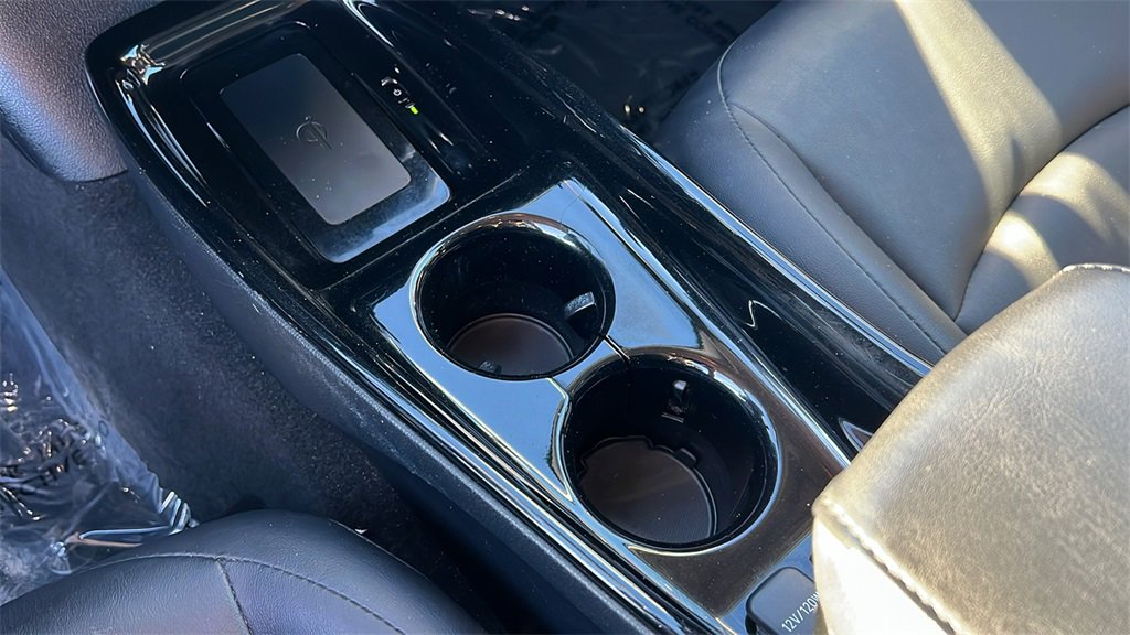 Used 2018 Toyota Prius Three Touring image 13