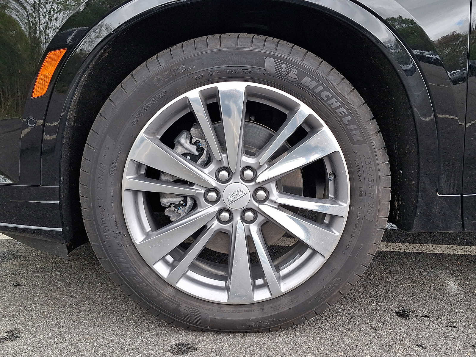 Used 2025 Cadillac XT6 Premium Luxury w/ Technology Package AWD/4WD image 8