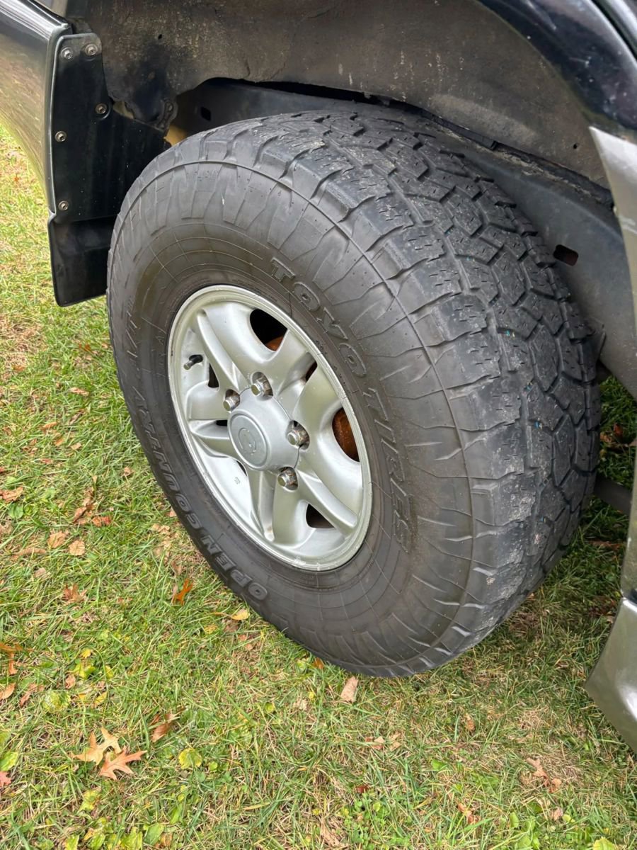 Used 2000 Lexus LX 470 4WD image 15