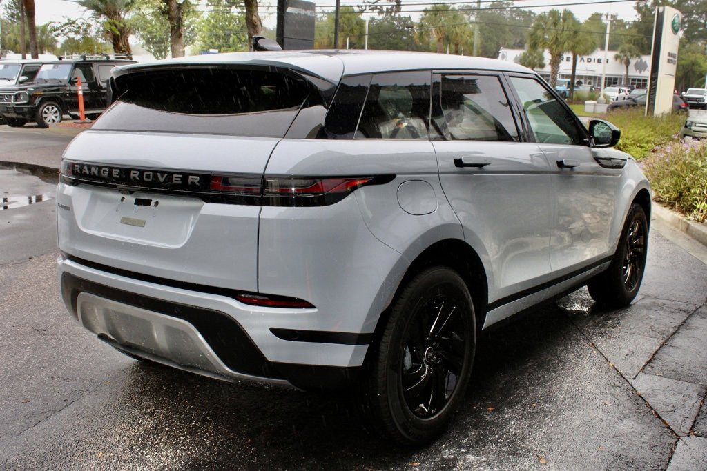 Used 2026 Land Rover Range Rover Evoque S image 6