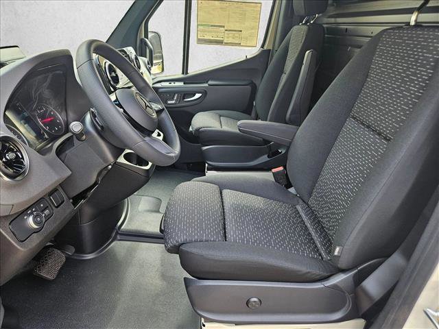 New 2026 Mercedes-Benz Sprinter 2500 image 14
