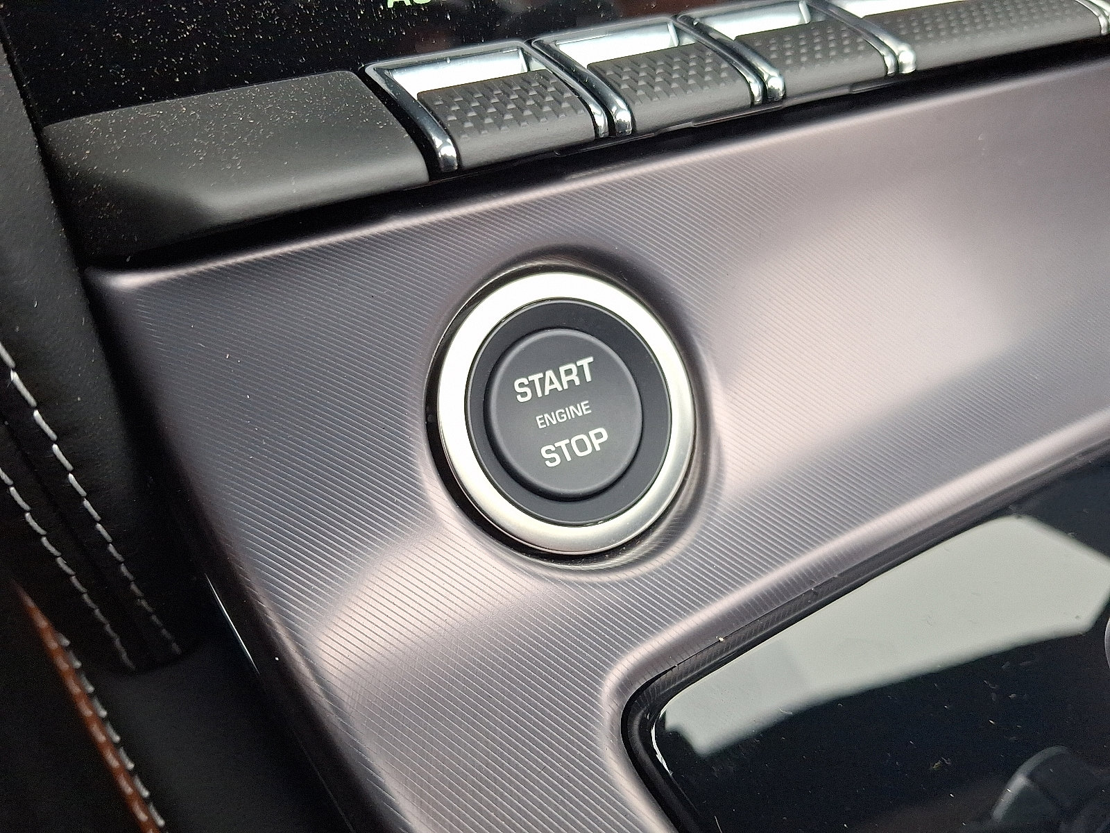 New 2024 Jaguar F-TYPE R image 17