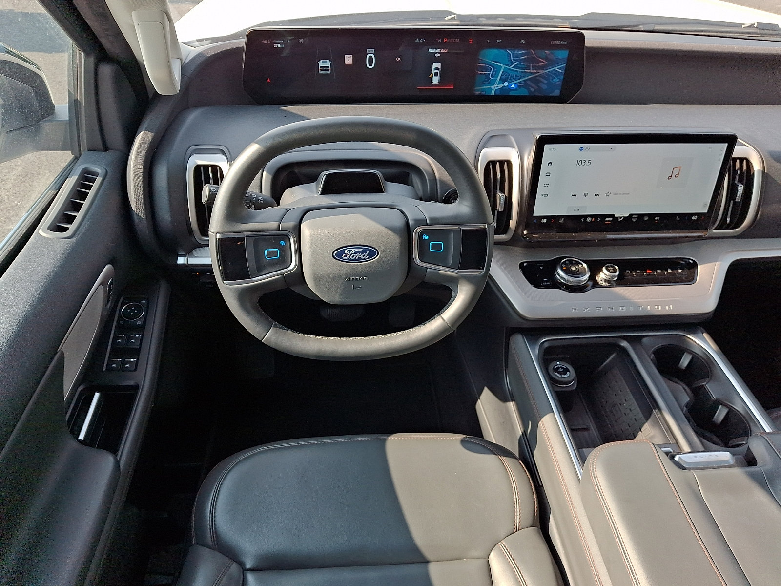 Certified 2025 Ford Expedition Active AWD/4WD image 13