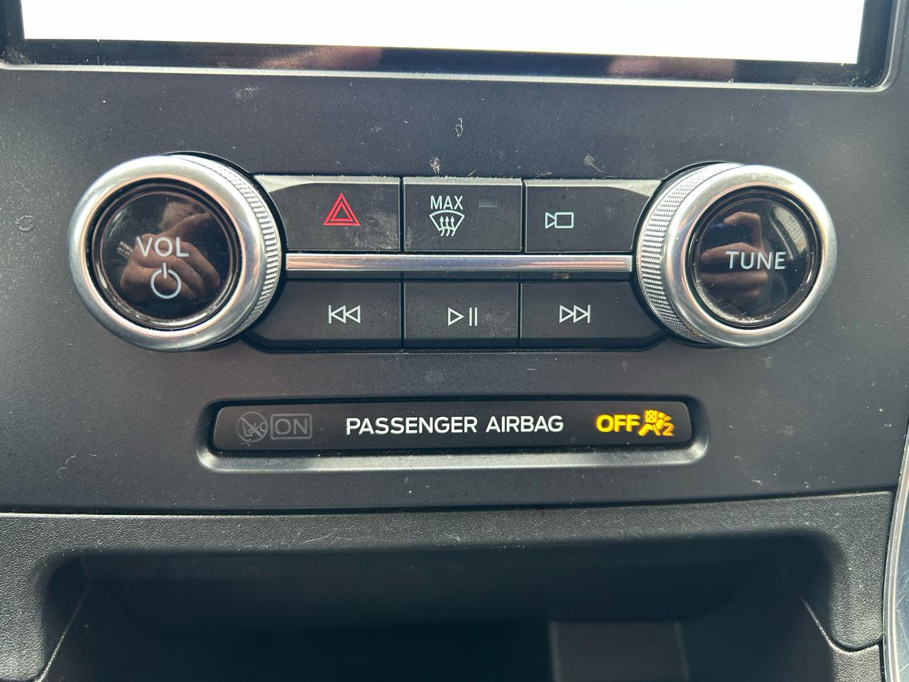 Used 2022 Ford Edge Titanium w/ Equipment Group 301A image 25