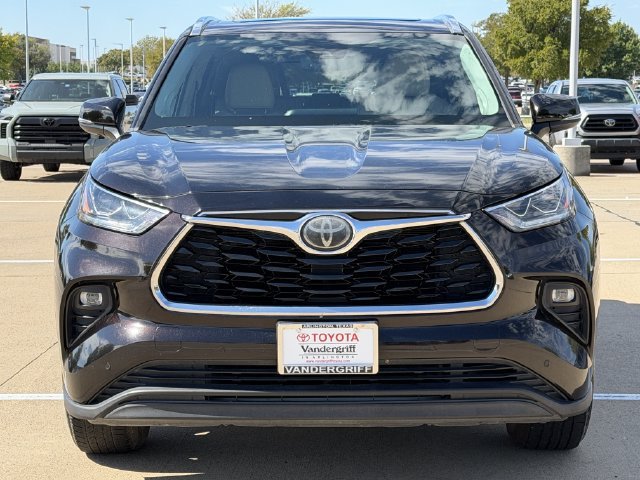 Used 2020 Toyota Highlander Limited FWD image 8