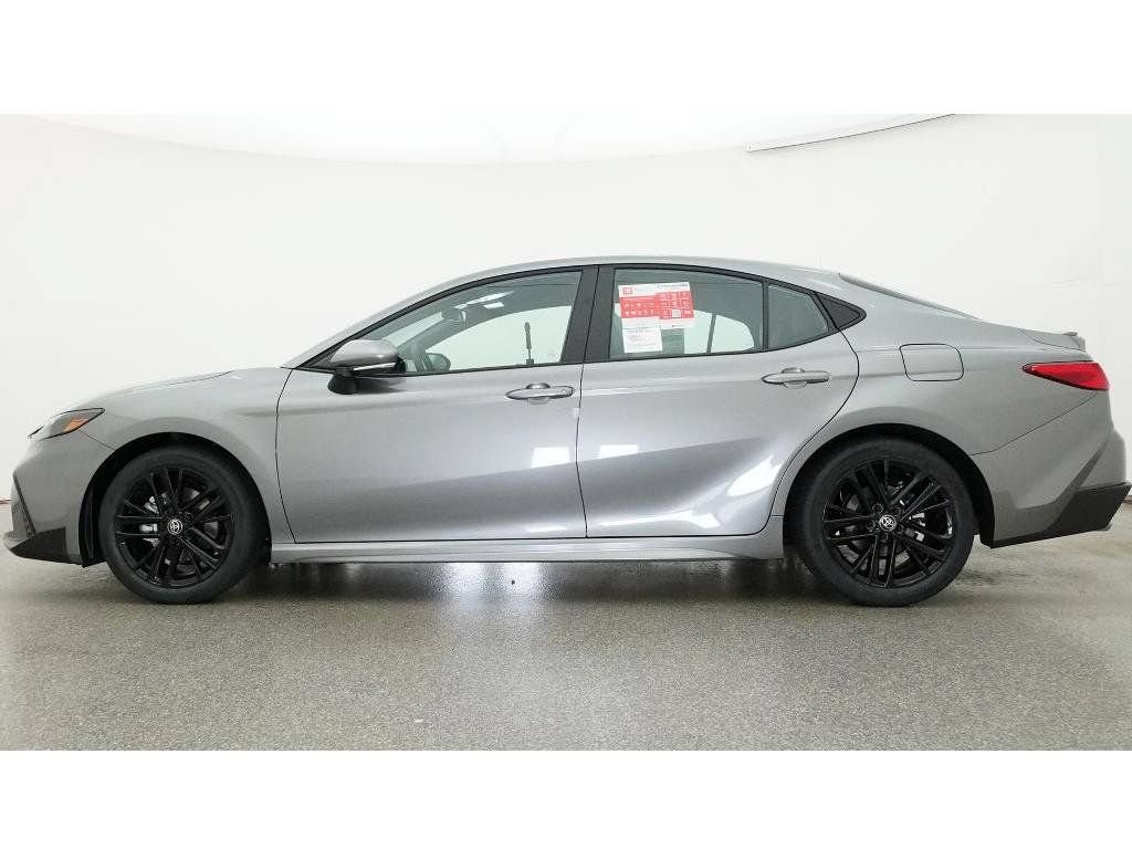 New 2026 Toyota Camry SE FWD image 25
