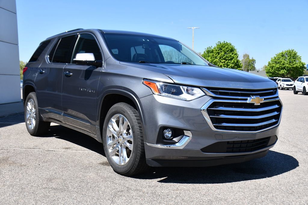 Used 2019 Chevrolet Traverse High Country w/ LPO, Floor Liner Package FWD image 9