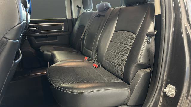 Used 2018 RAM 2500 Big Horn w/ Sport Appearance Group AWD/4WD image 18