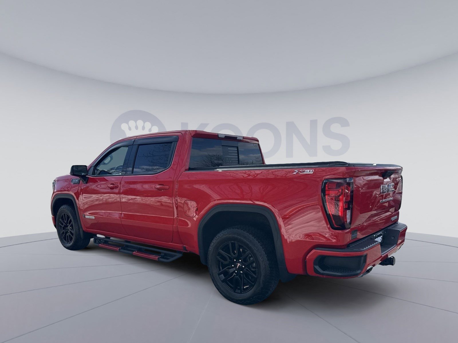 Used 2025 GMC Sierra 1500 Elevation image 4