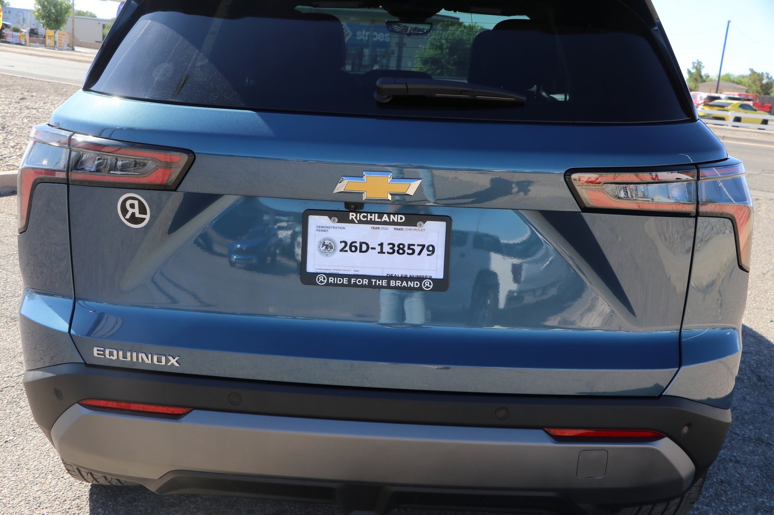 Used 2025 Chevrolet Colorado W/T w/ Advanced Trailering Package RWD image 6