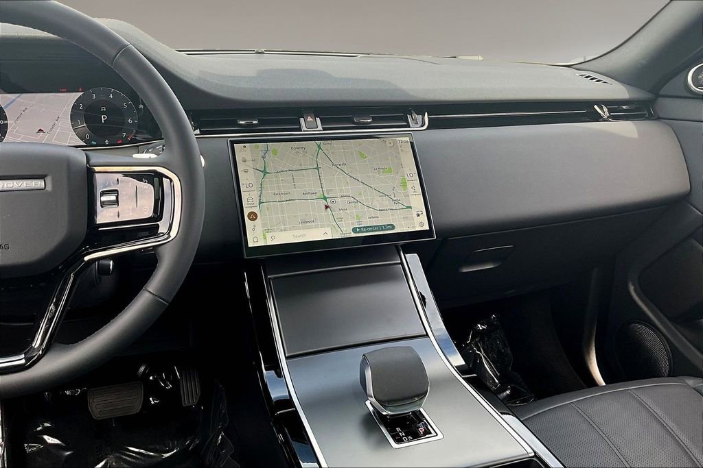 Certified 2026 Land Rover Range Rover Evoque S AWD/4WD image 9