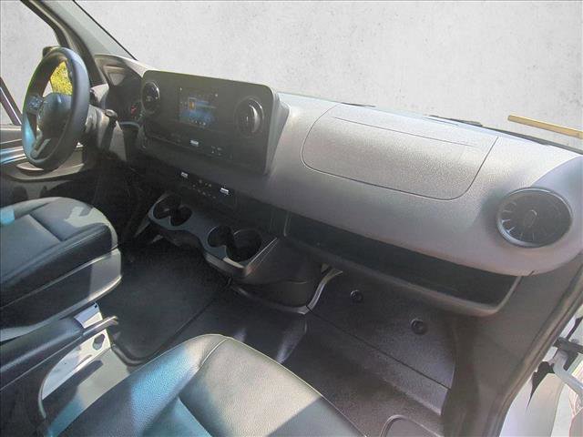 Used 2023 Mercedes-Benz Sprinter 2500 image 20