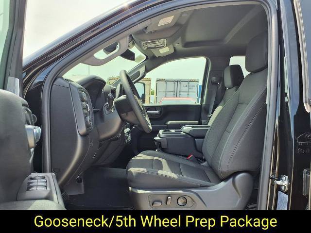 New 2026 Chevrolet Silverado 2500 Custom w/ Custom Value Package AWD/4WD image 17