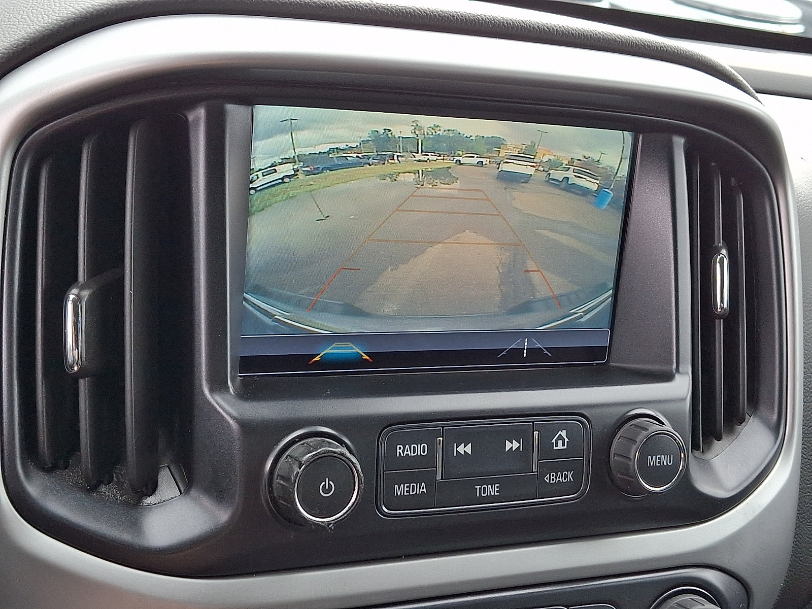 Used 2018 Chevrolet Colorado LT w/ LT Convenience Package AWD/4WD image 18
