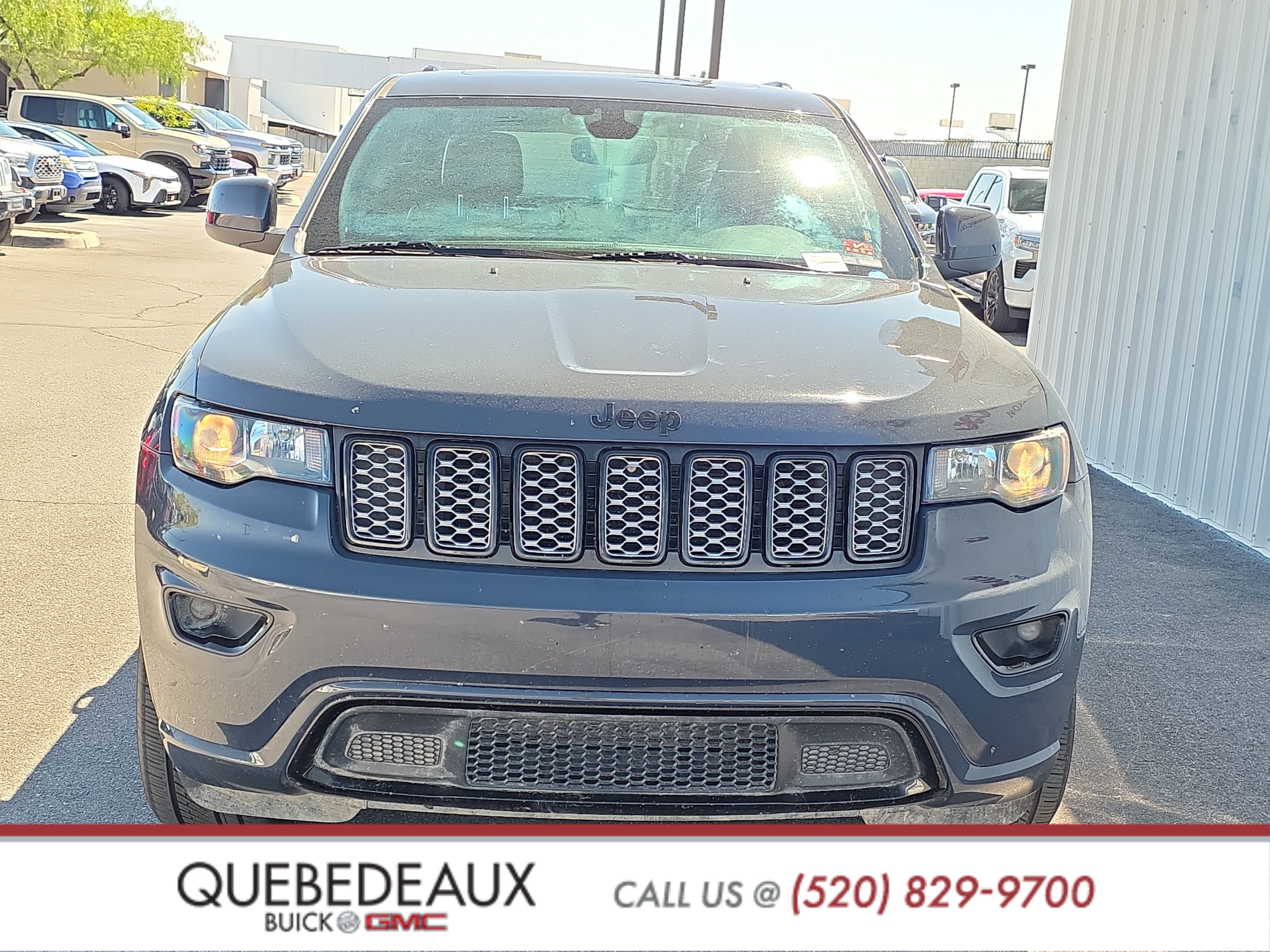 Used 2018 Jeep Grand Cherokee Altitude RWD image 2