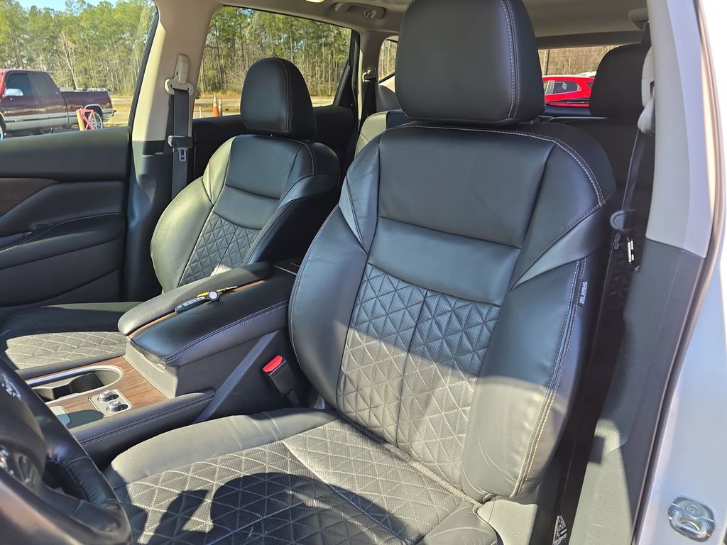 Used 2023 Nissan Murano Platinum w/ Cargo Package image 19