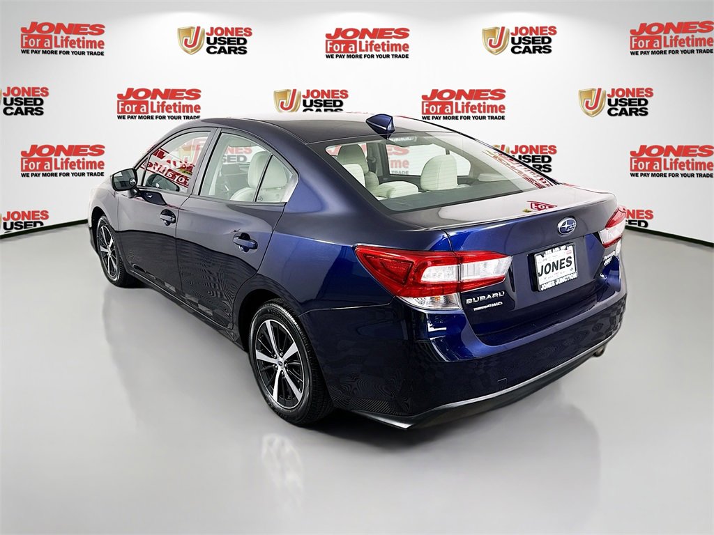 Used 2020 Subaru Impreza Premium image 2