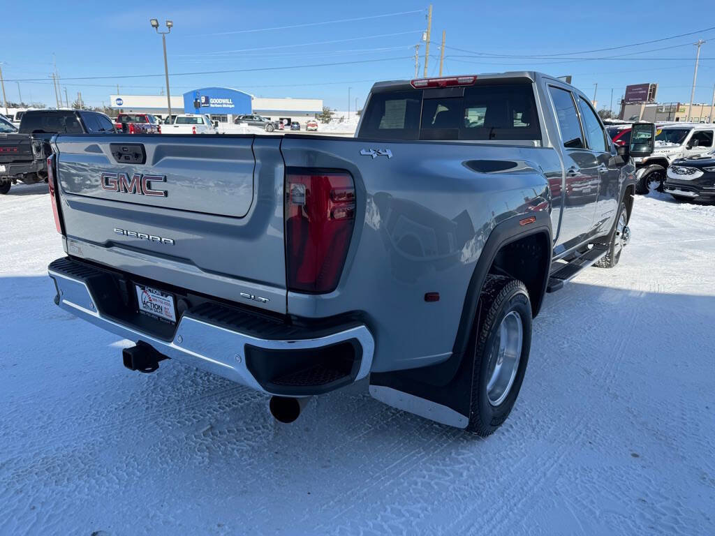Used 2024 GMC Sierra 3500 SLT w/ SLT Premium Package image 5