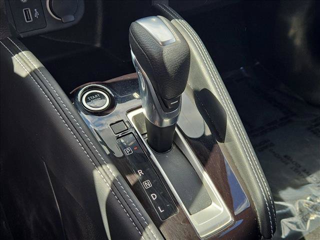 Used 2020 Nissan Kicks SV FWD image 12