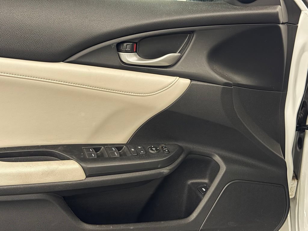 Used 2021 Honda Insight Touring image 13