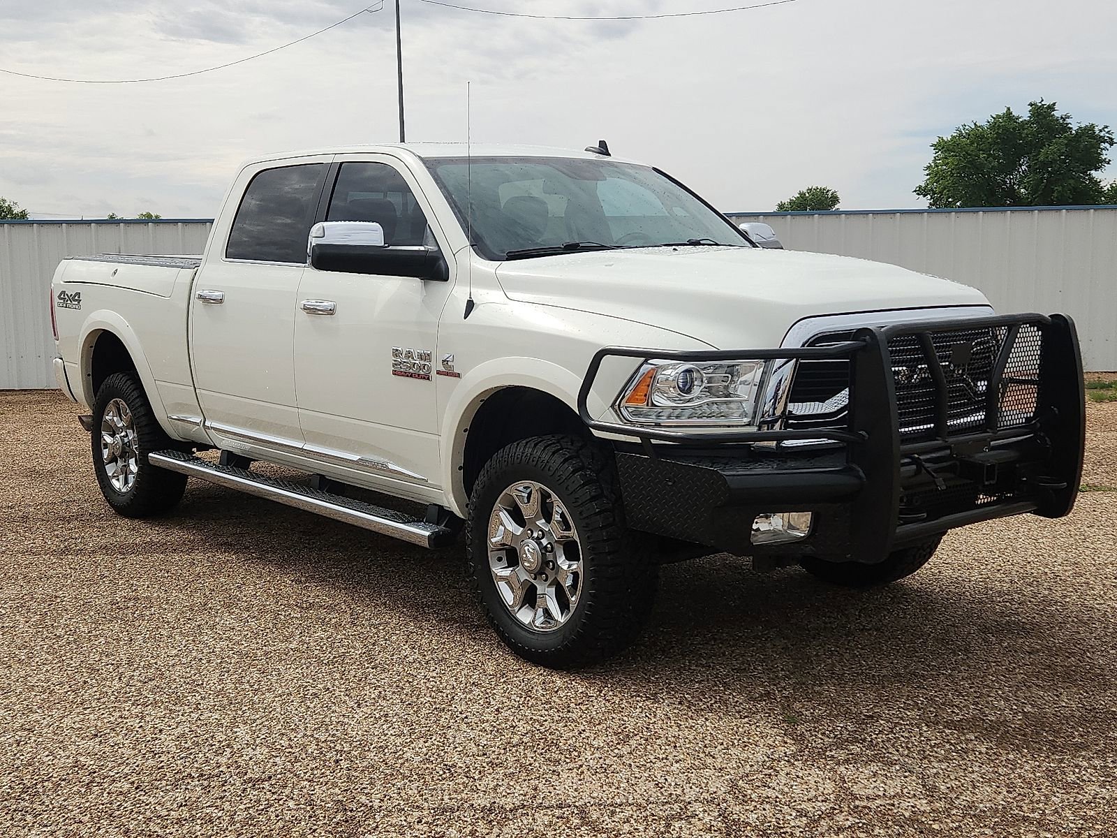 Used 2017 RAM 2500 Limited AWD/4WD image 6