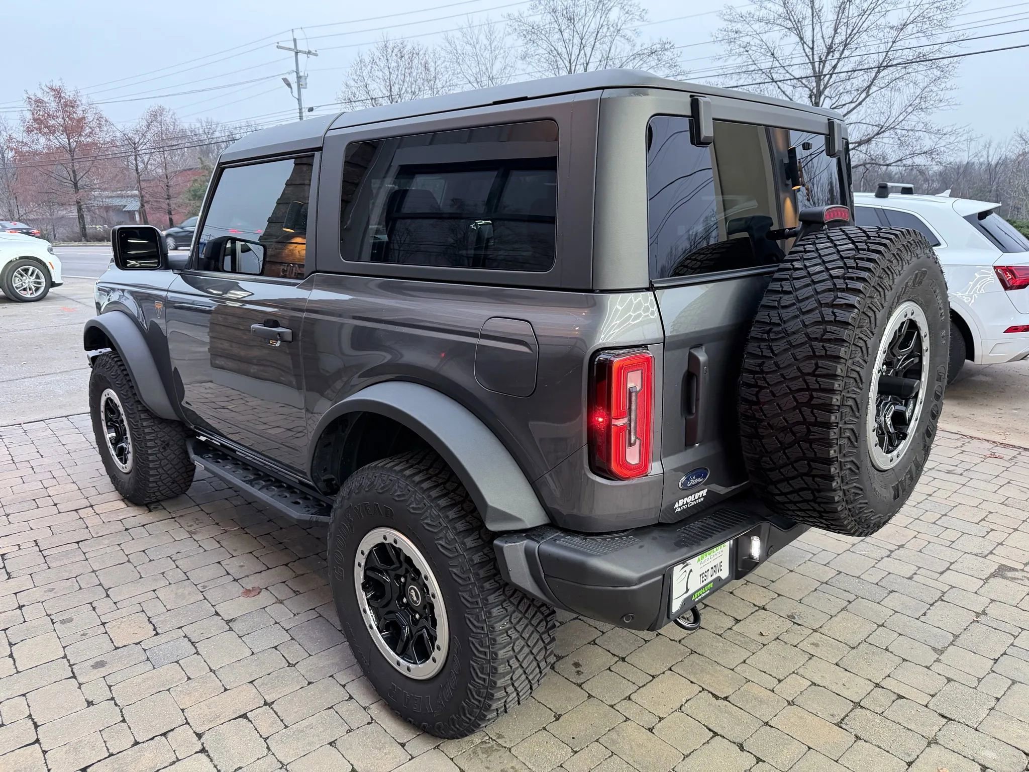 Used 2022 Ford Bronco Badlands image 53