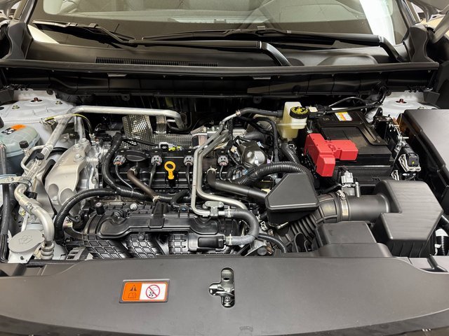 New 2025 Mitsubishi Outlander SE image 29
