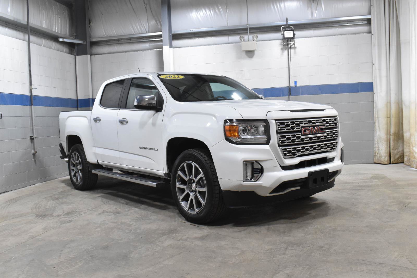 Used 2022 GMC Canyon Denali image 31