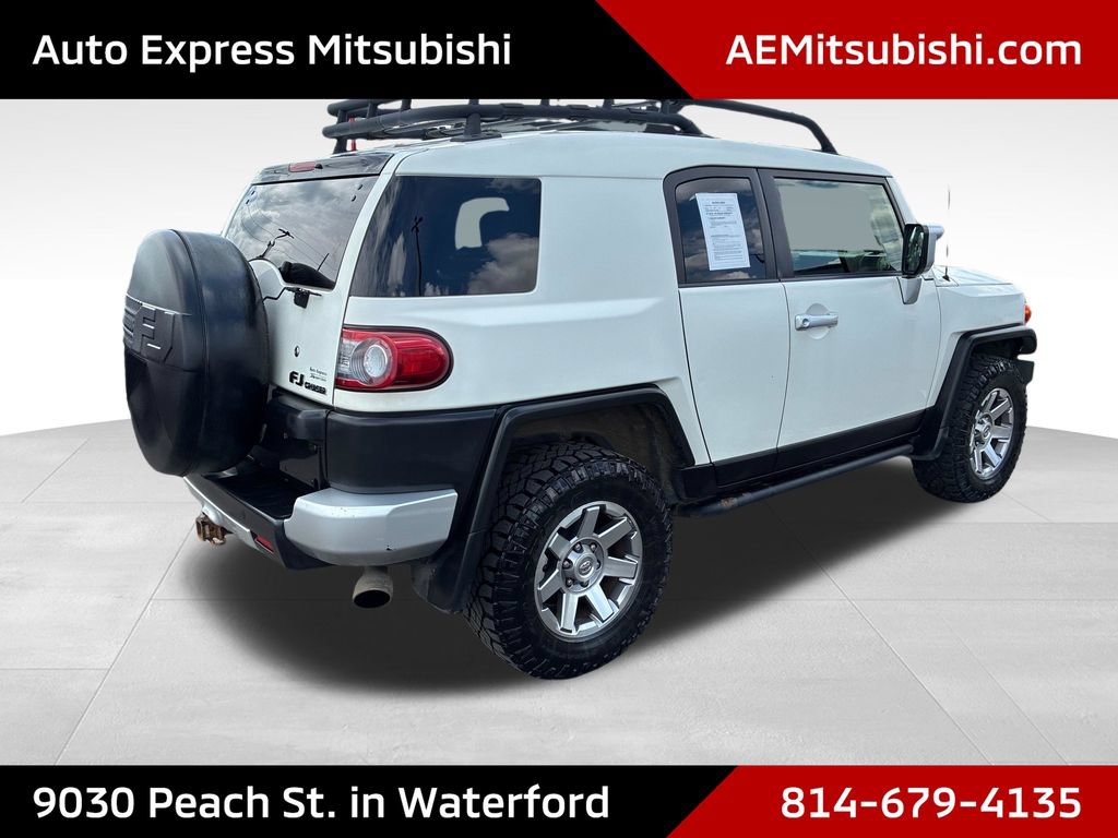 Used 2014 Toyota FJ Cruiser 4WD w/ Upgrade Package image 7