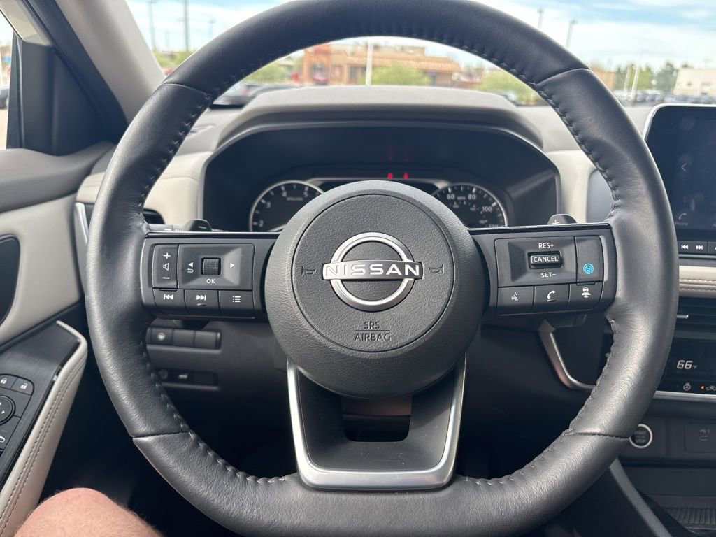 Used 2023 Nissan Rogue SV w/ SV Premium B Package AWD/4WD image 15