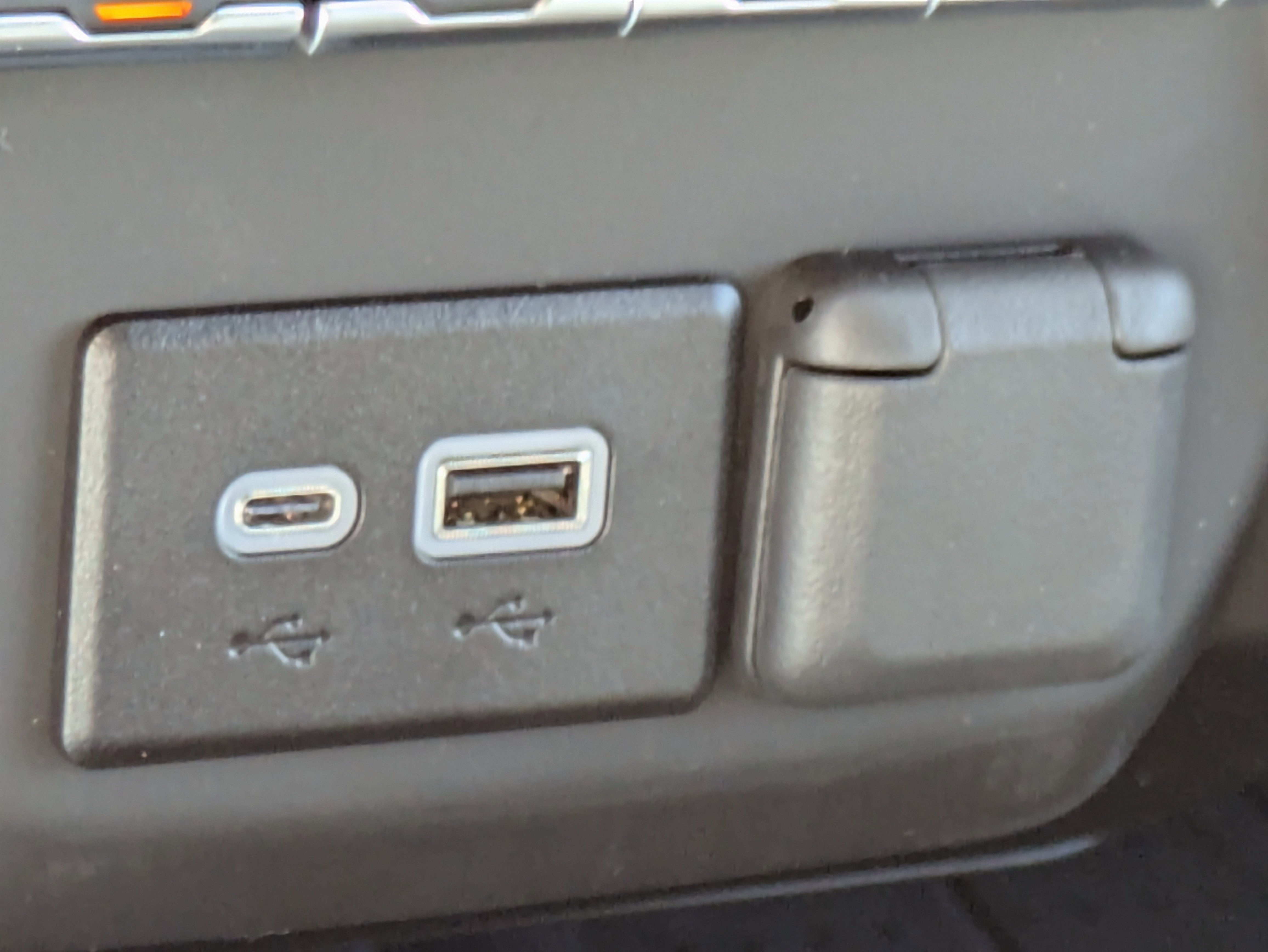 New 2026 Chevrolet Silverado 1500 Custom w/ Turbomax Blackout Package image 22