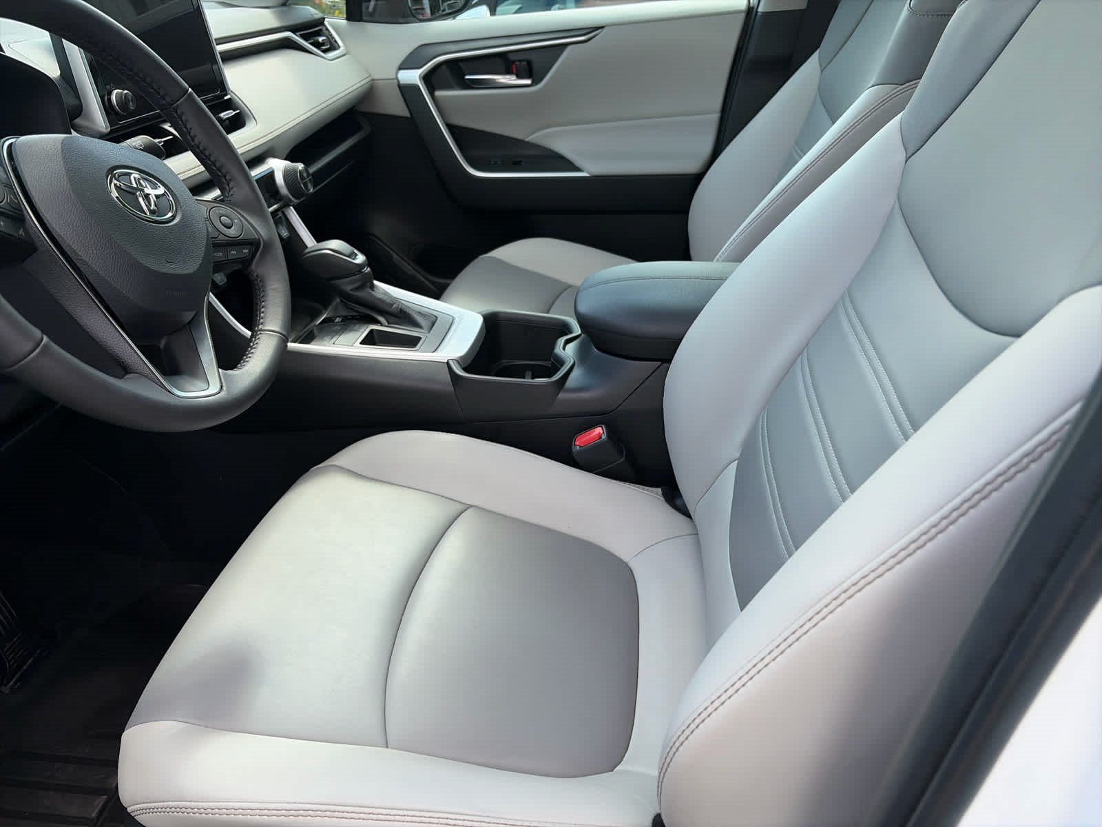 Certified 2024 Toyota RAV4 XLE Premium FWD image 8