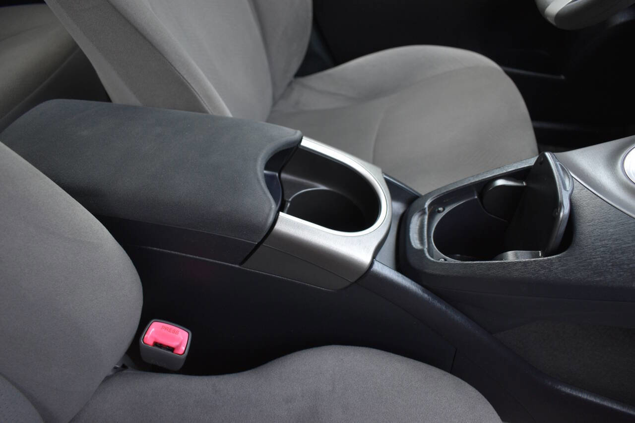 Used 2013 Toyota Prius Three image 28