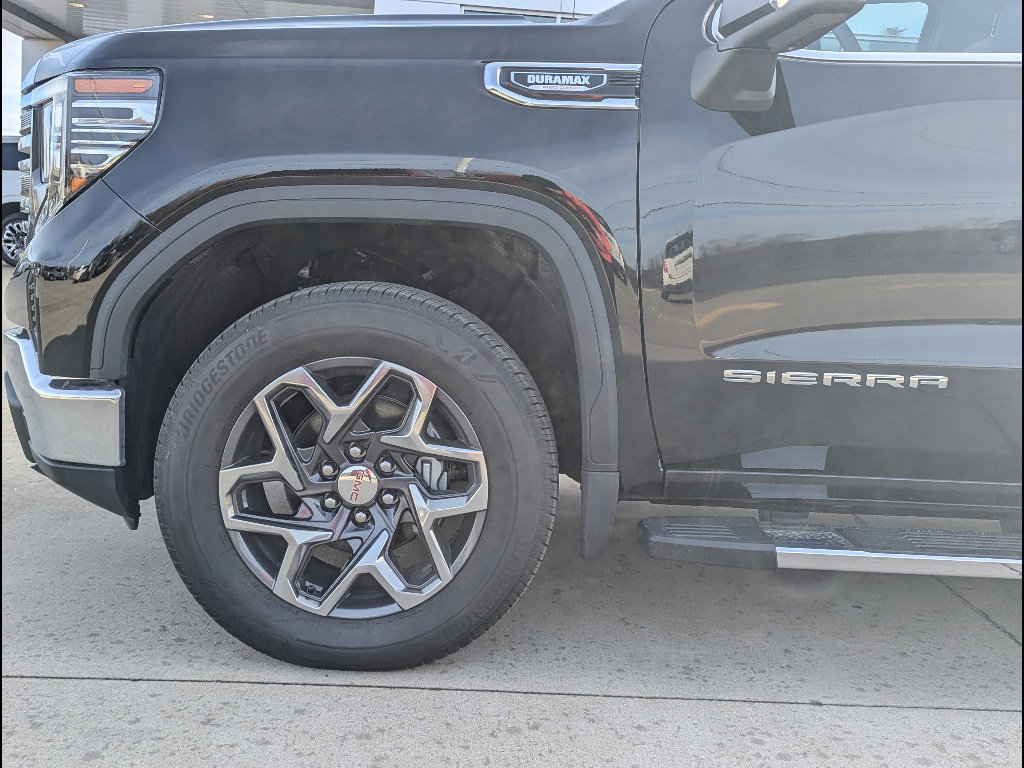 New 2026 GMC Sierra 1500 SLT w/ SLT Premium Package AWD/4WD image 11