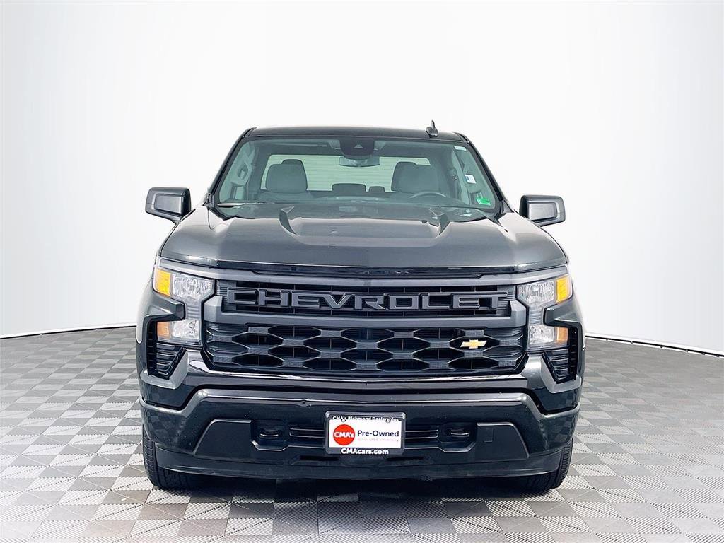 Used 2023 Chevrolet Silverado 1500 Custom image 2