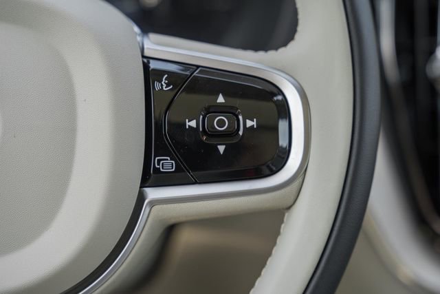 New 2026 Volvo XC60 T8 Ultra w/ Protection Package Premier image 27