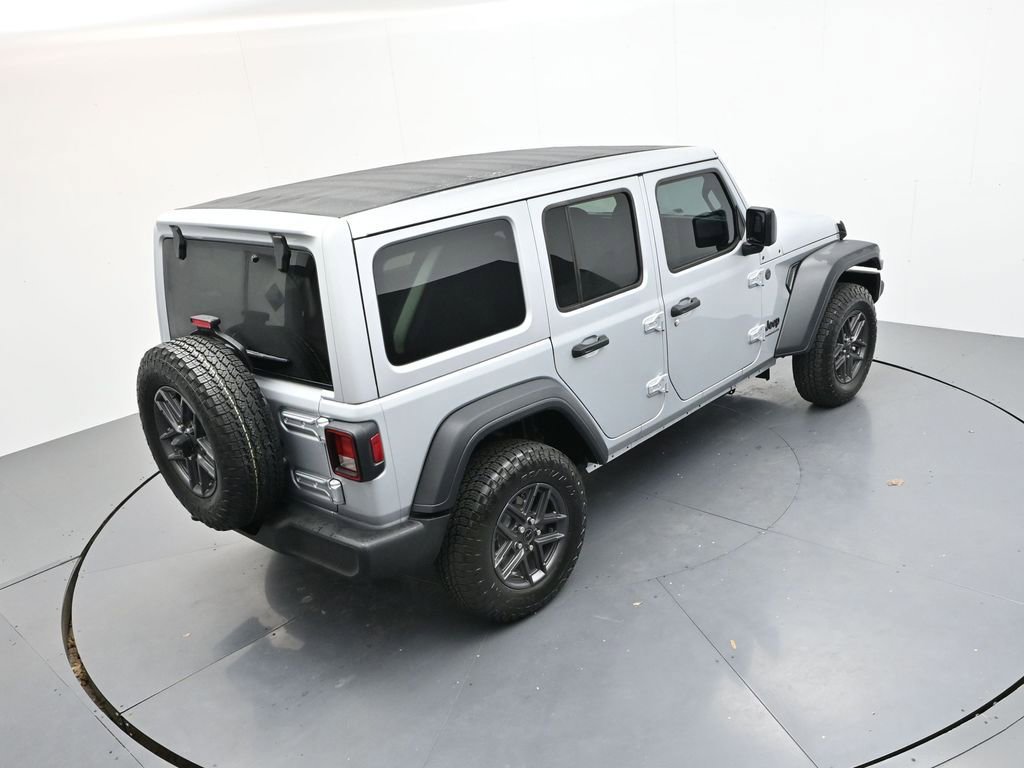 Used 2024 Jeep Wrangler Sport S image 29