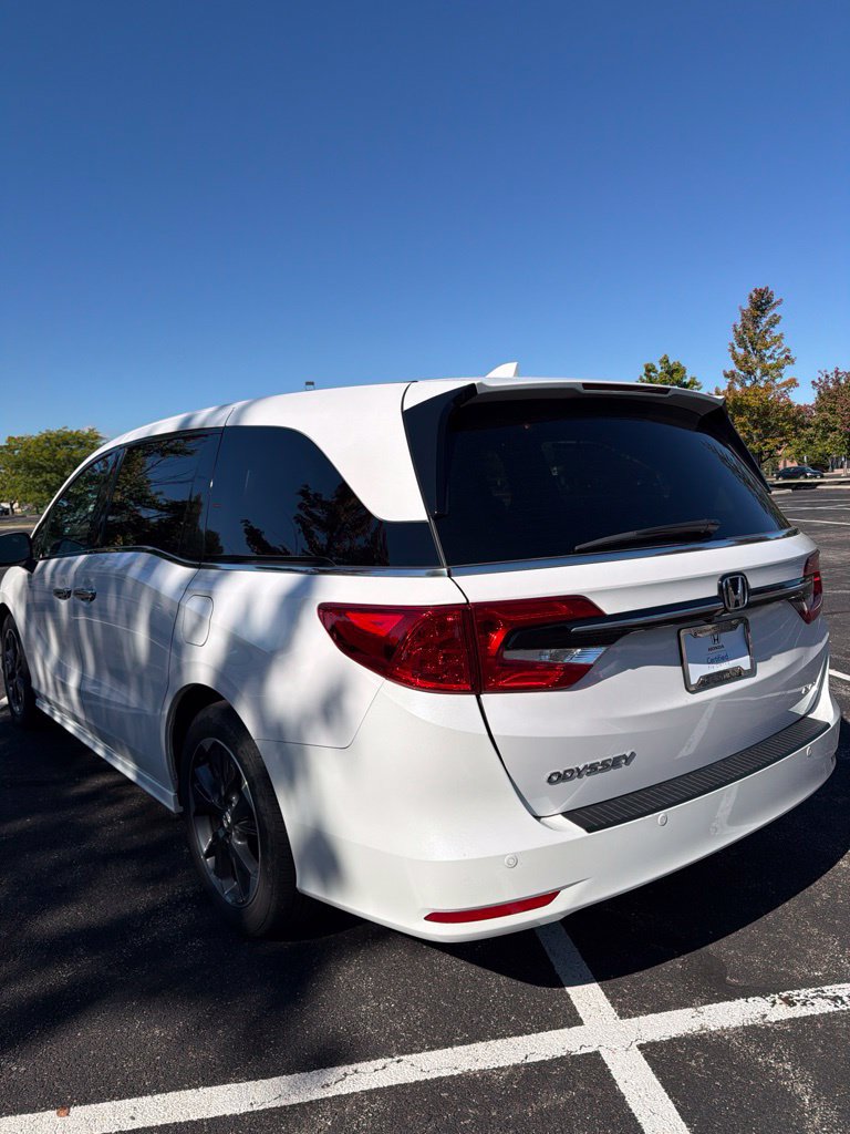 Certified 2024 Honda Odyssey Elite image 10