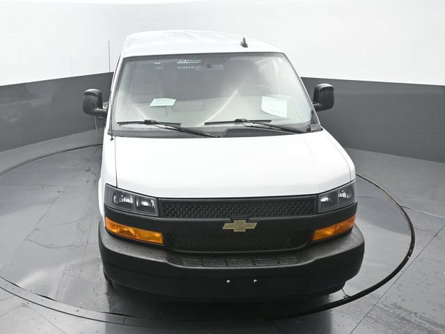 Used 2023 Chevrolet Express 2500 Extended RWD image 32