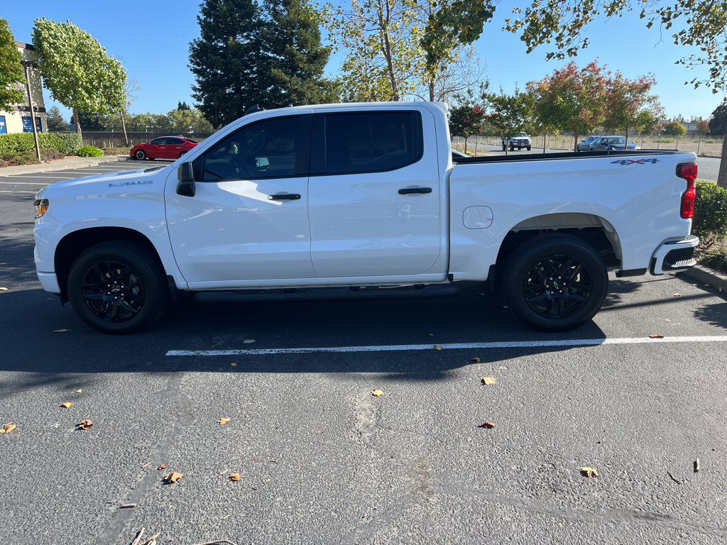 Used 2026 Chevrolet Silverado 1500 Custom AWD/4WD image 9
