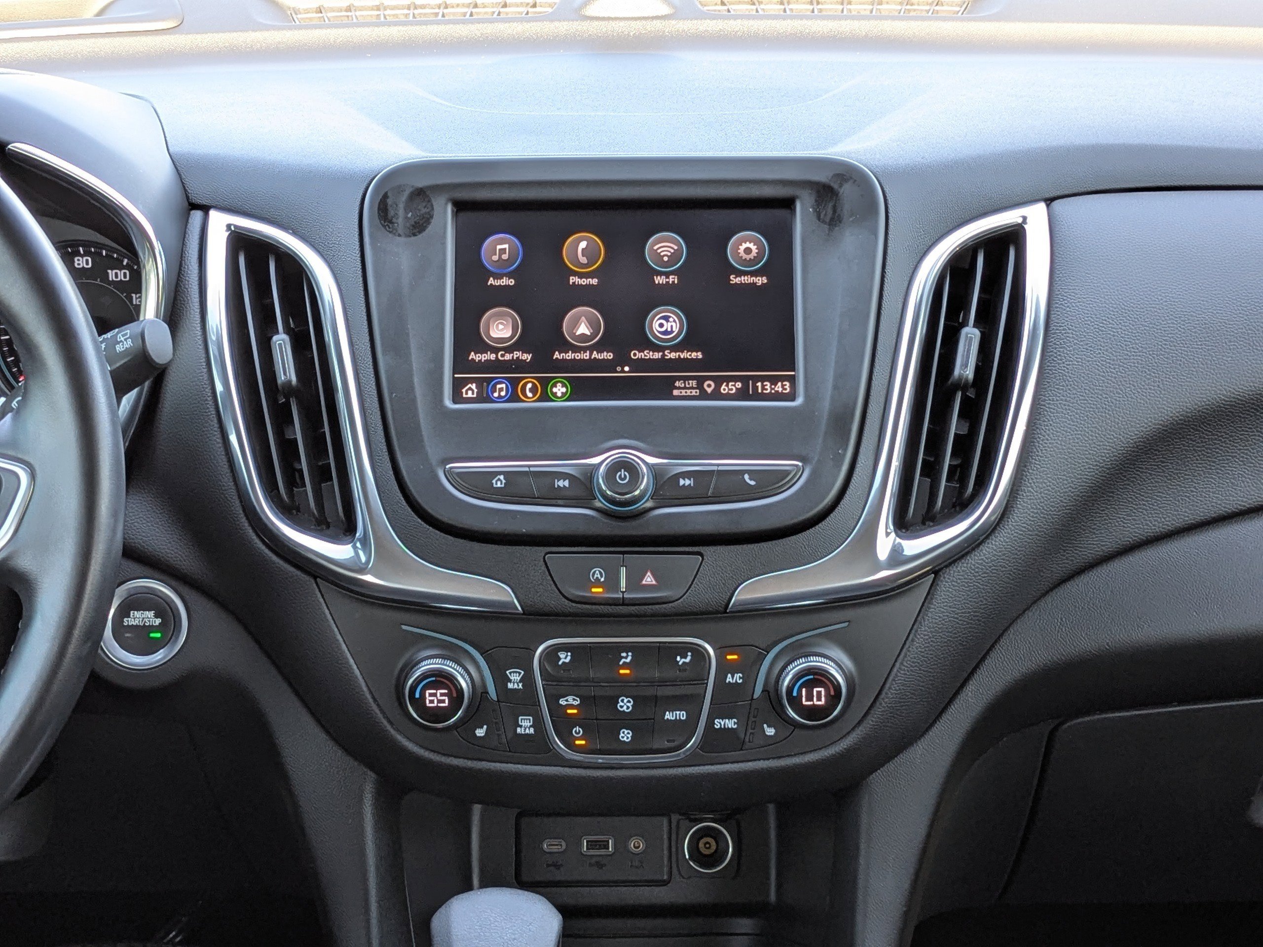 Used 2024 Chevrolet Equinox LT image 19