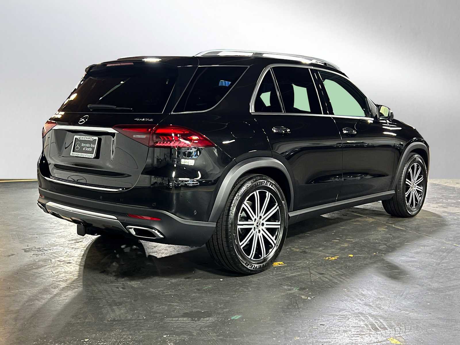 Certified 2026 Mercedes-Benz GLE 350 4MATIC image 3