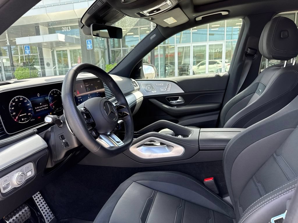 Used 2025 Mercedes-Benz GLE 53 AMG 4MATIC image 7