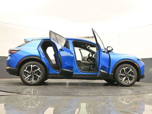 New 2026 Chevrolet Equinox EV LT image 70