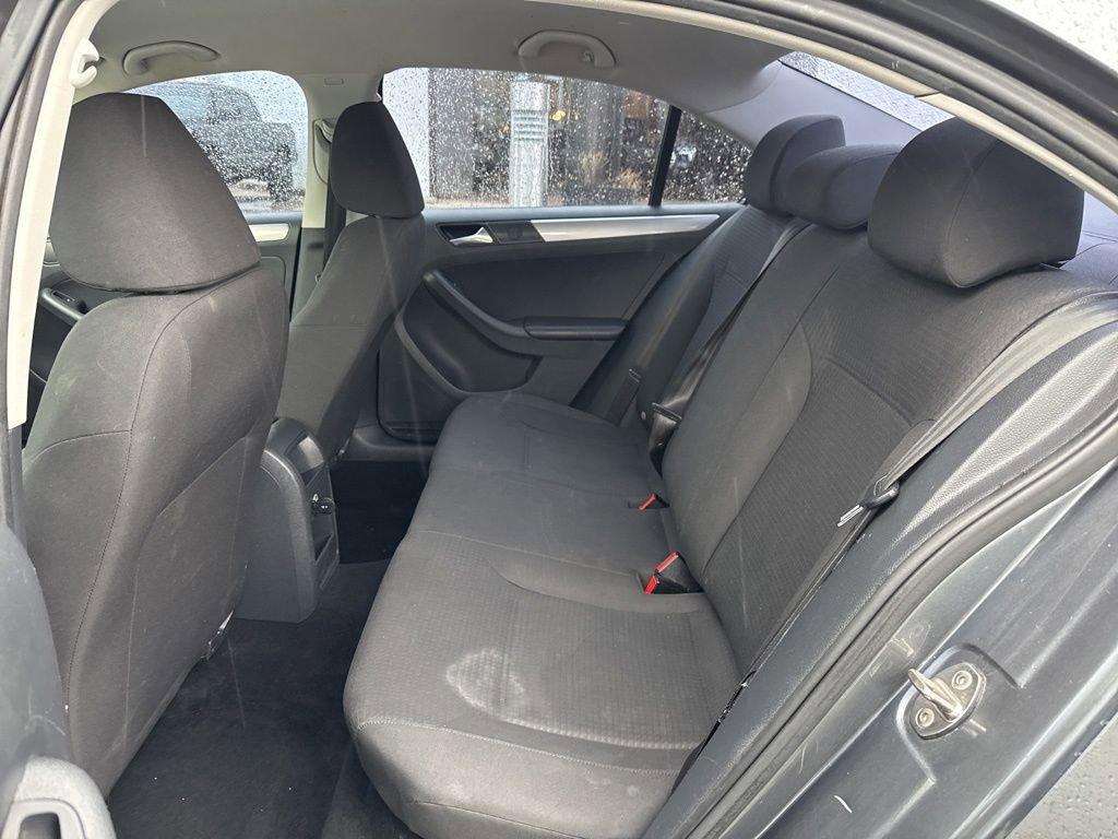 Used 2015 Volkswagen Jetta SE FWD image 21