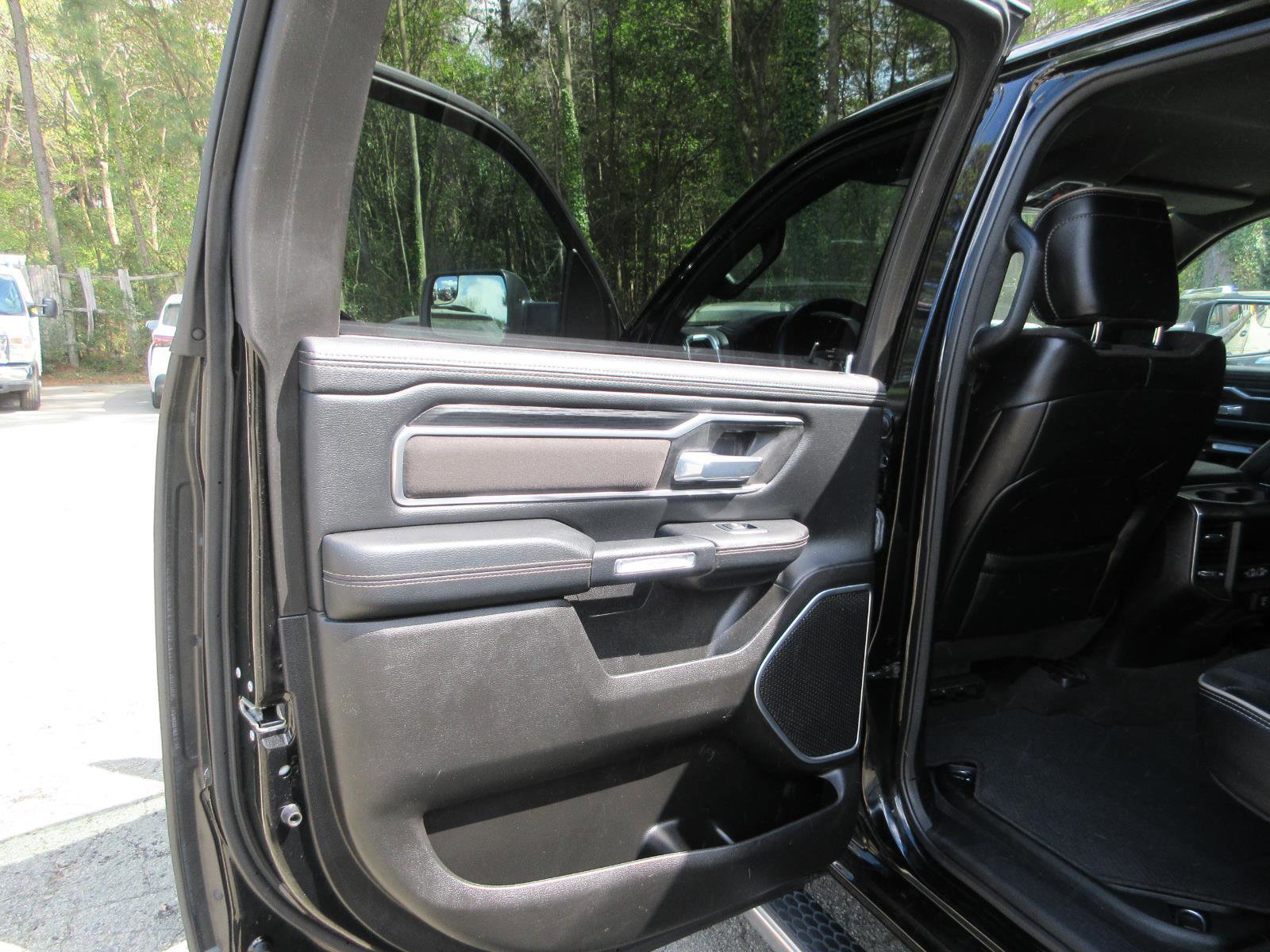 Used 2023 RAM 1500 Laramie image 12