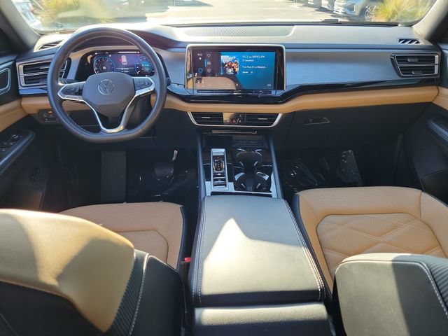 Certified 2024 Volkswagen Atlas Cross Sport SE FWD image 13