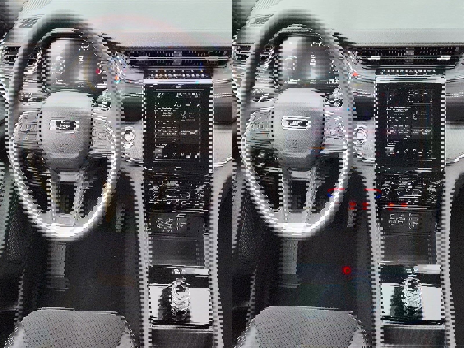 Certified 2024 Jeep Grand Cherokee L Laredo image 33